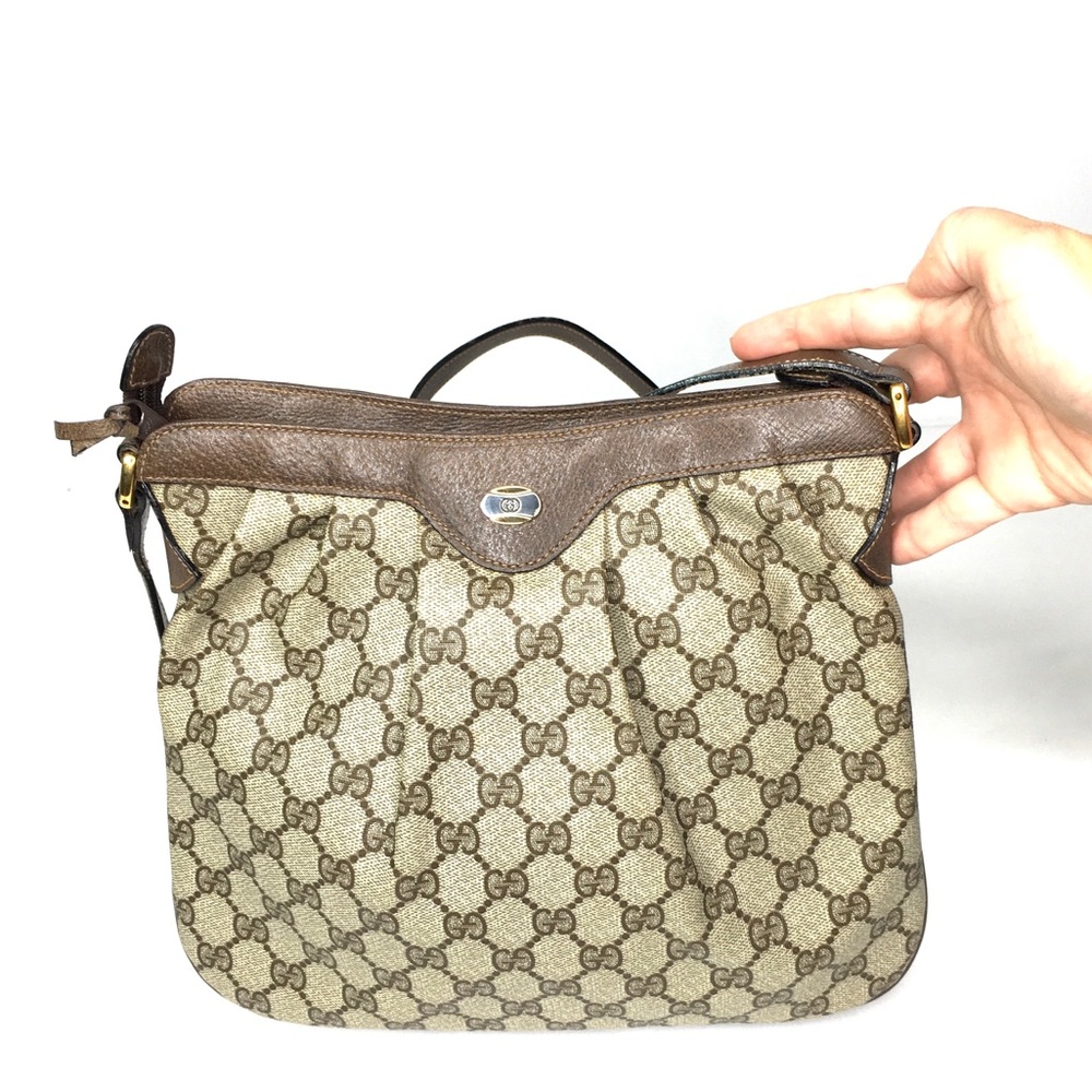 Authentic Gucci - Picture 15 of 16